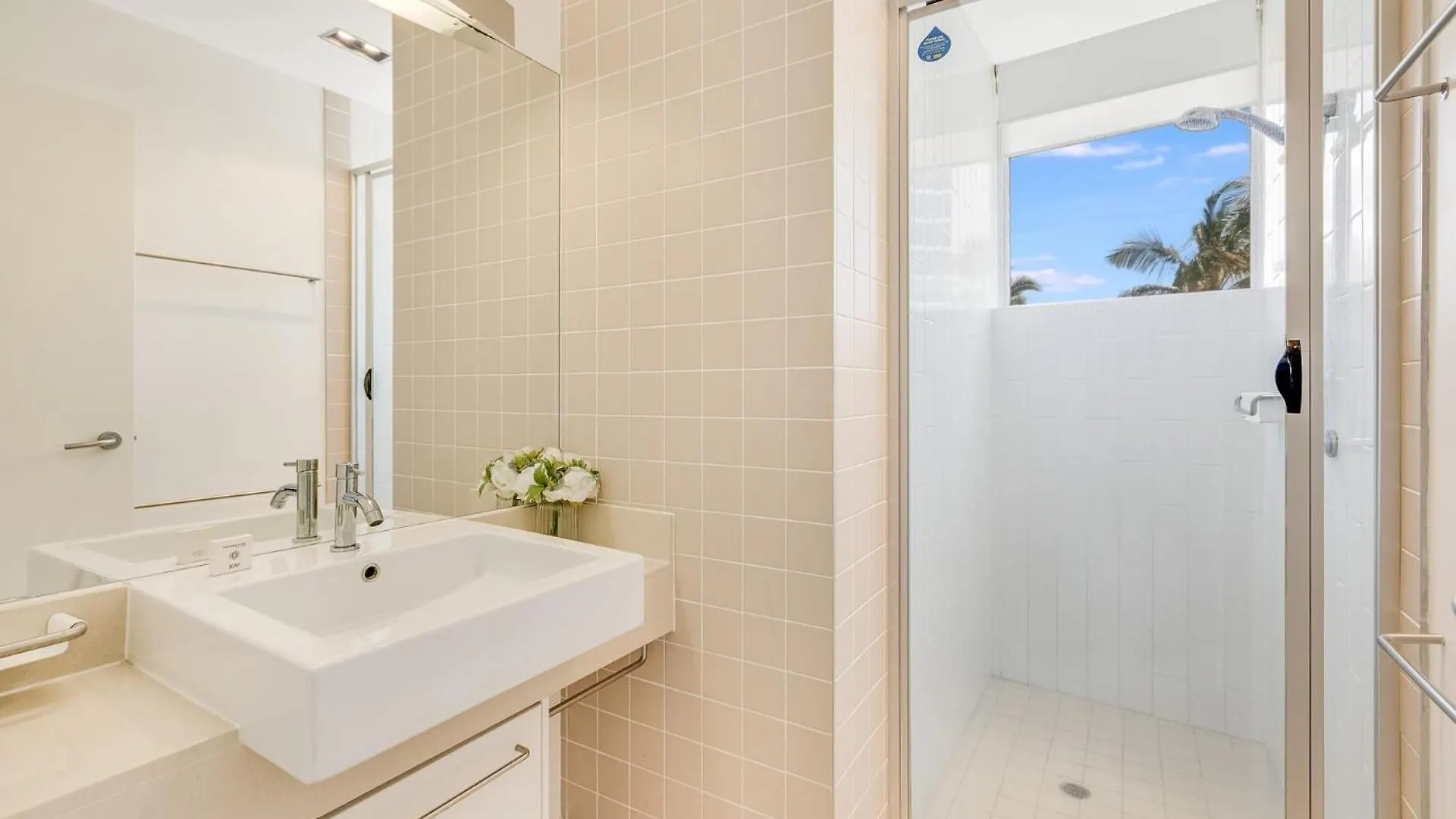 Sands On Greenmount Unit 4 Gold Coast Apartment